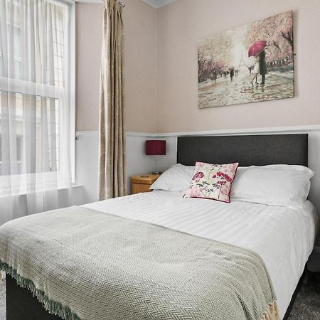 Bed and Breakfast The Netley Торки Экстерьер фото